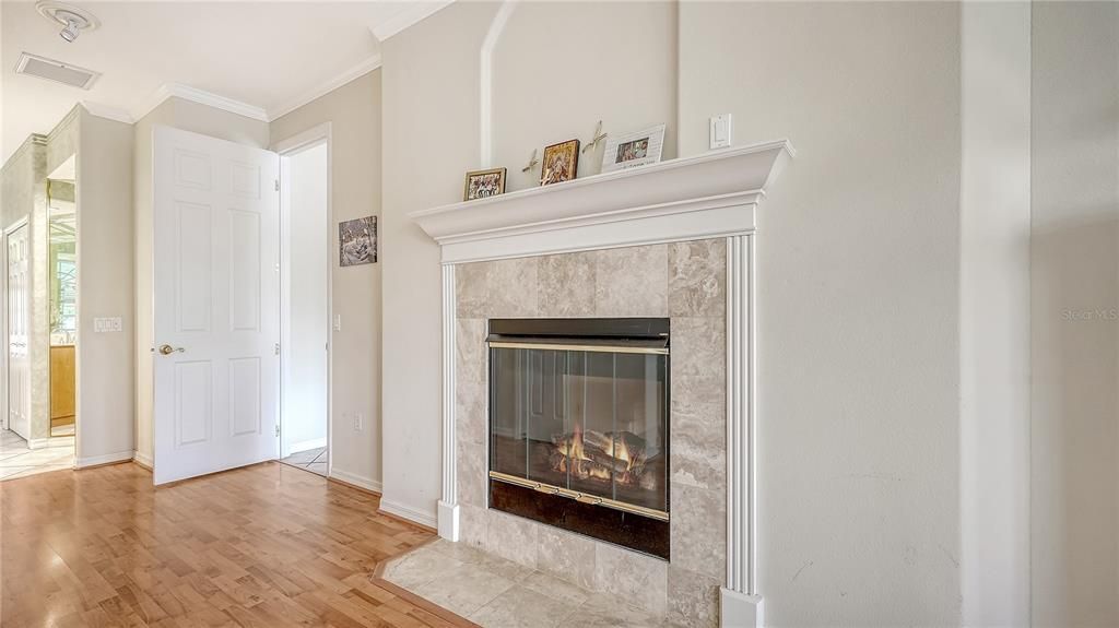 For Sale: $725,000 (4 beds, 3 baths, 2586 Square Feet)