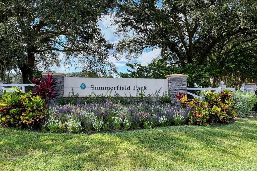 For Sale: $725,000 (4 beds, 3 baths, 2586 Square Feet)
