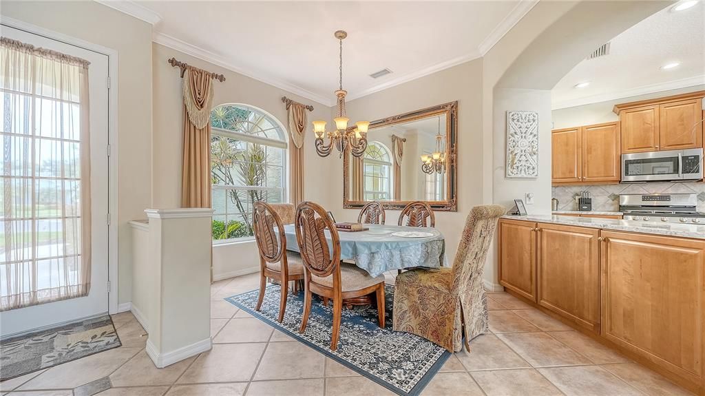 For Sale: $725,000 (4 beds, 3 baths, 2586 Square Feet)