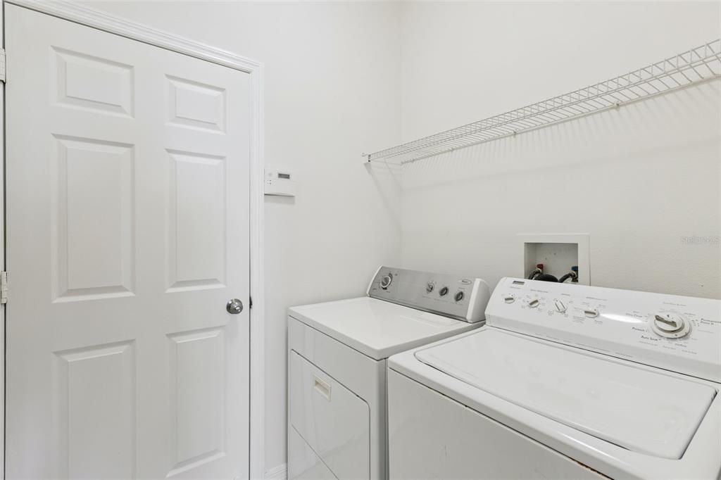 En Venta: $429,000 (3 camas, 2 baños, 2344 Pies cuadrados)