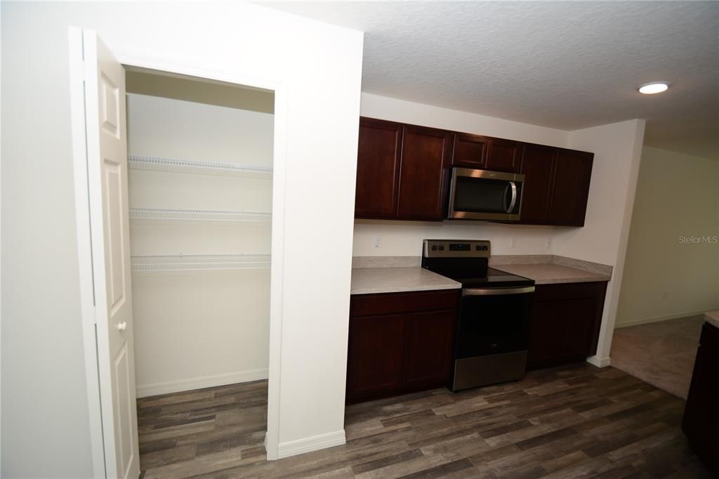 В аренду: $1,900 (3 спален, 2 ванн, 1552 Квадратных фут)