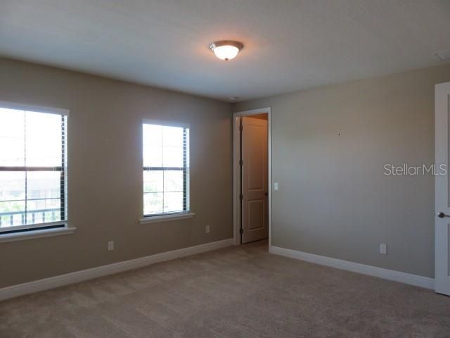 В аренду: $5,695 (5 спален, 4 ванн, 3506 Квадратных фут)