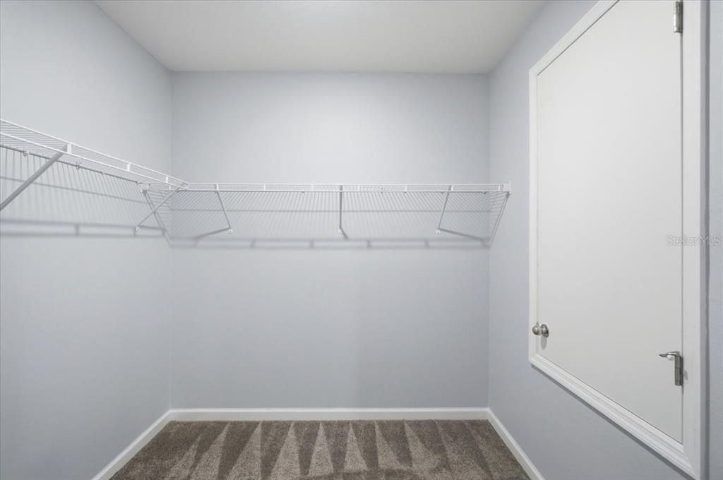 En Venta: $275,500 (3 camas, 2 baños, 1560 Pies cuadrados)