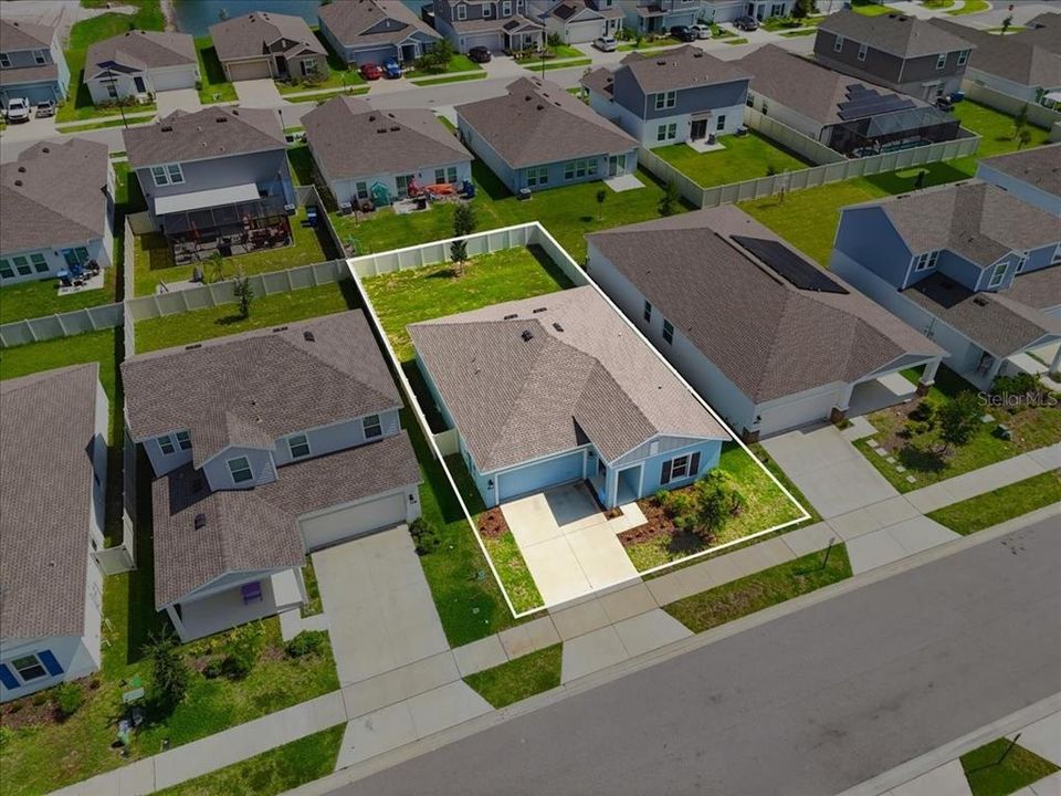 En Venta: $275,500 (3 camas, 2 baños, 1560 Pies cuadrados)