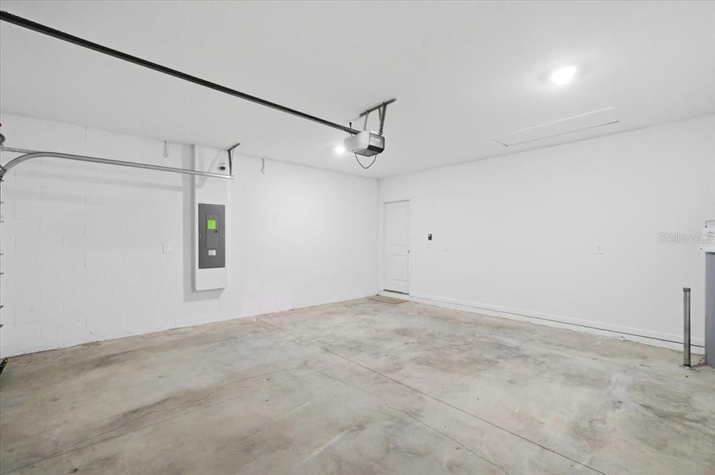 En Venta: $275,500 (3 camas, 2 baños, 1560 Pies cuadrados)
