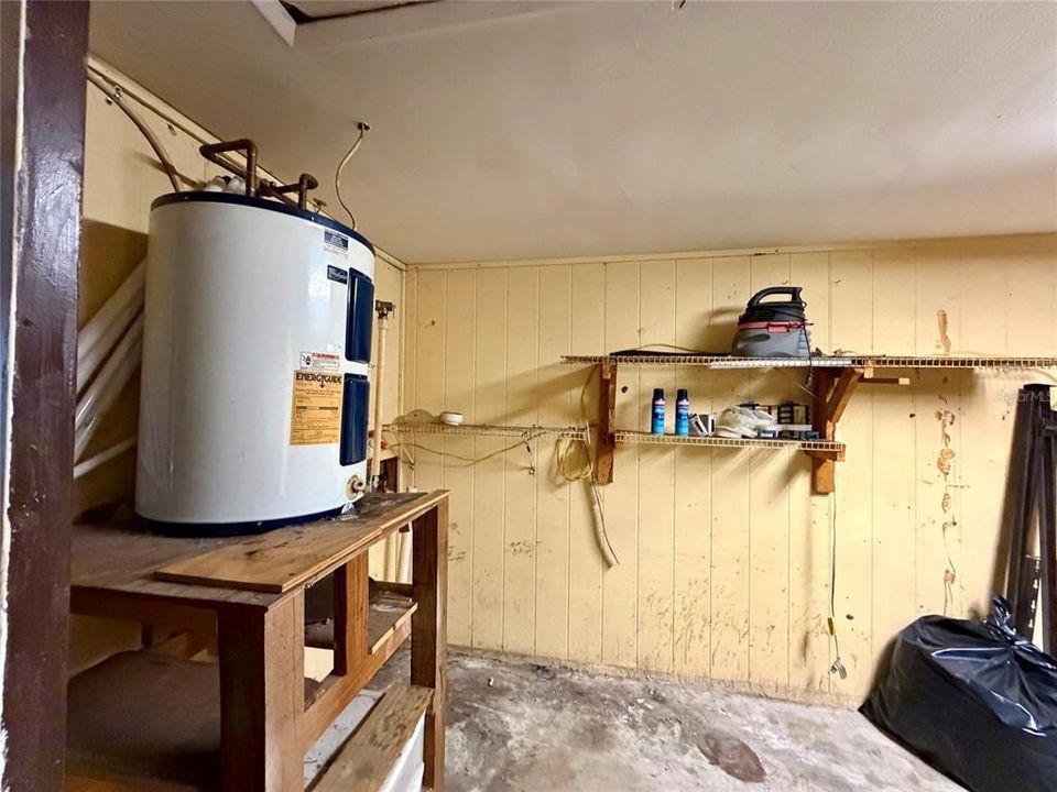 На продажу: $215,000 (3 спален, 2 ванн, 1070 Квадратных фут)