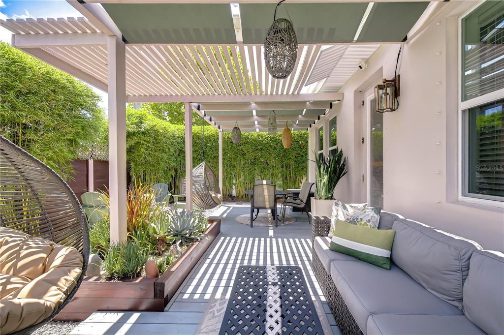 For Sale: $775,000 (4 beds, 2 baths, 1991 Square Feet)