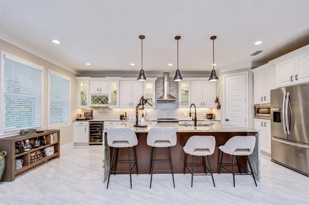 For Sale: $775,000 (4 beds, 2 baths, 1991 Square Feet)