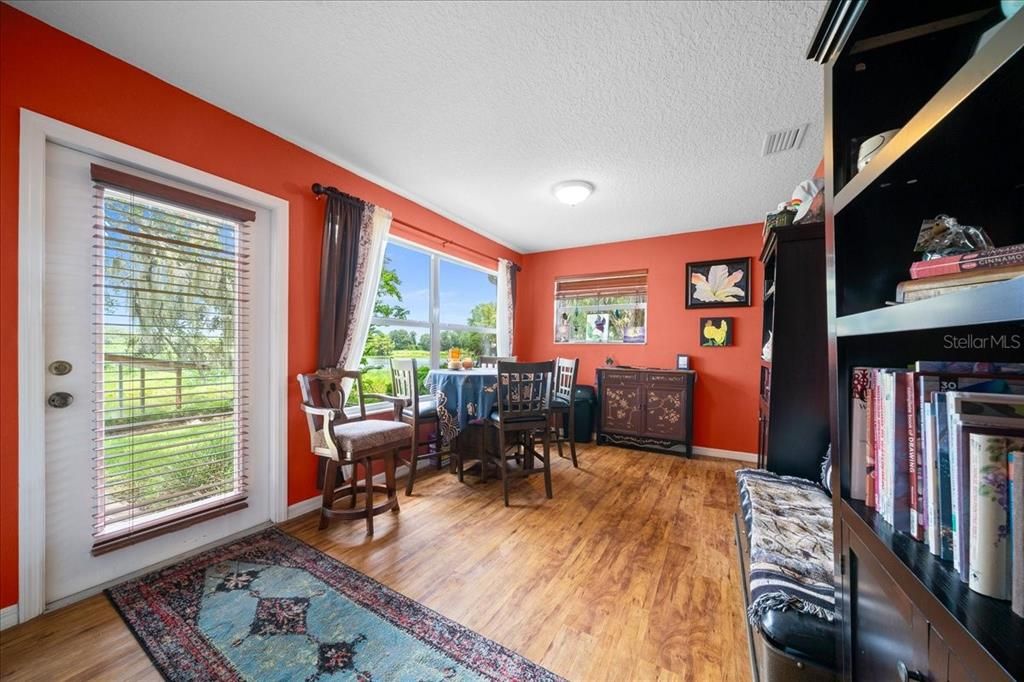 En Venta: $599,000 (4 camas, 1 baños, 1358 Pies cuadrados)