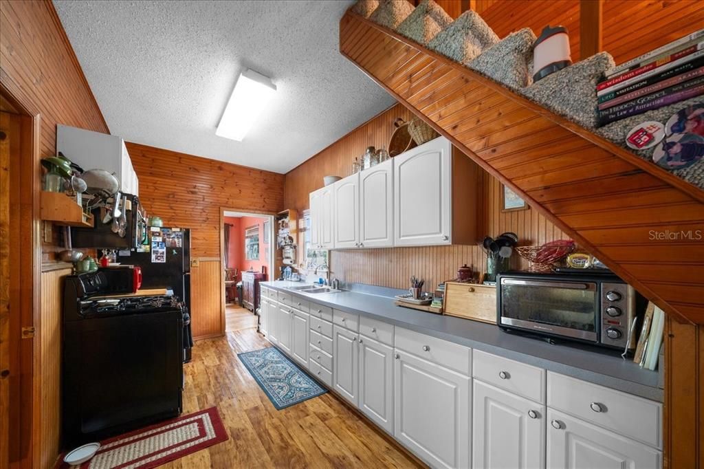 En Venta: $599,000 (4 camas, 1 baños, 1358 Pies cuadrados)