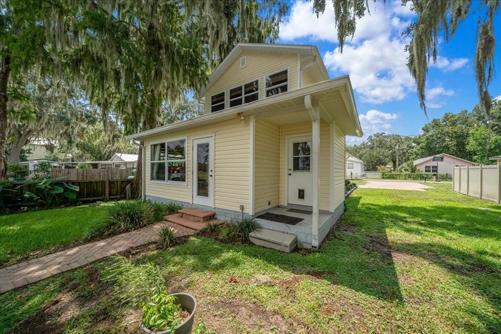 En Venta: $599,000 (4 camas, 1 baños, 1358 Pies cuadrados)