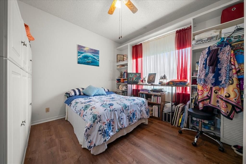 En Venta: $599,000 (4 camas, 1 baños, 1358 Pies cuadrados)