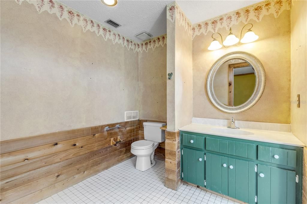 En Venta: $400,000 (3 camas, 2 baños, 1695 Pies cuadrados)