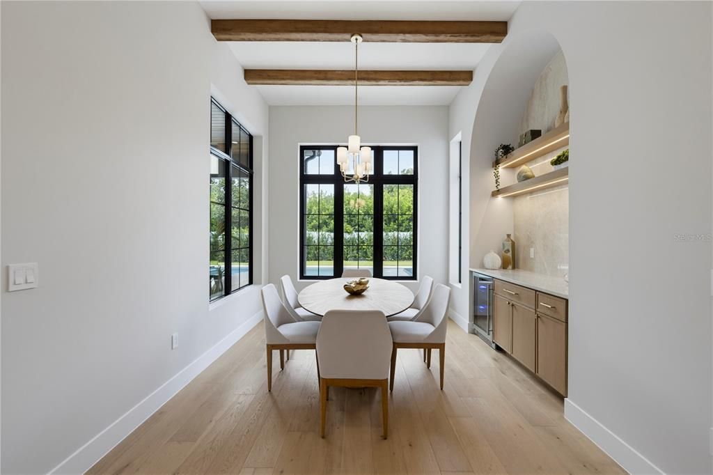 En Venta: $3,999,000 (5 camas, 5 baños, 4891 Pies cuadrados)