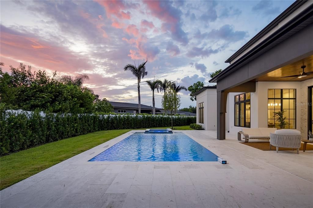 En Venta: $3,999,000 (5 camas, 5 baños, 4891 Pies cuadrados)