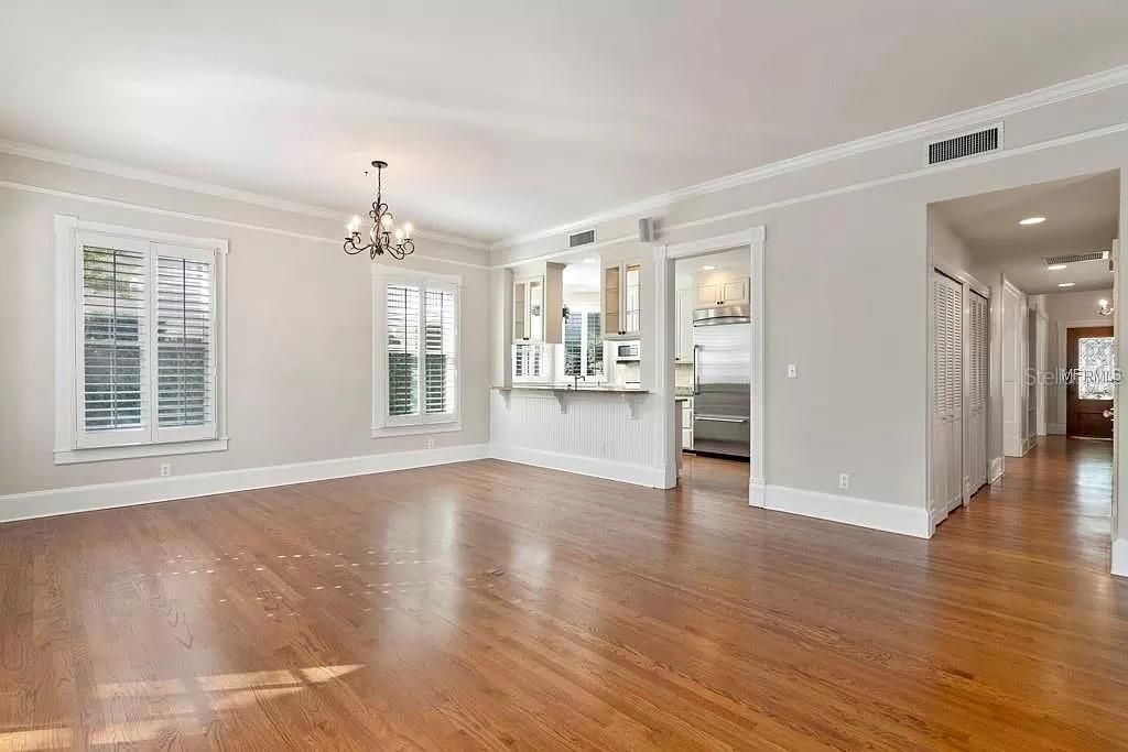 For Rent: $7,000 (4 beds, 3 baths, 3304 Square Feet)