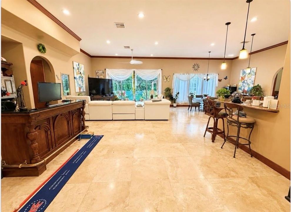На продажу: $810,000 (7 спален, 5 ванн, 5116 Квадратных фут)