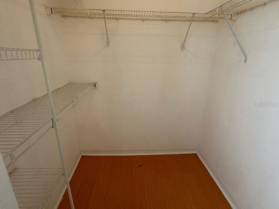 В аренду: $1,350 (2 спален, 2 ванн, 1064 Квадратных фут)