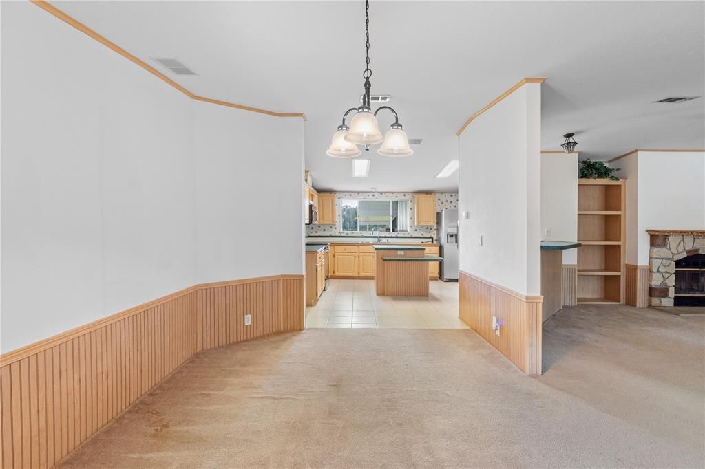 Active With Contract: $299,000 (3 beds, 2 baths, 1800 Square Feet)