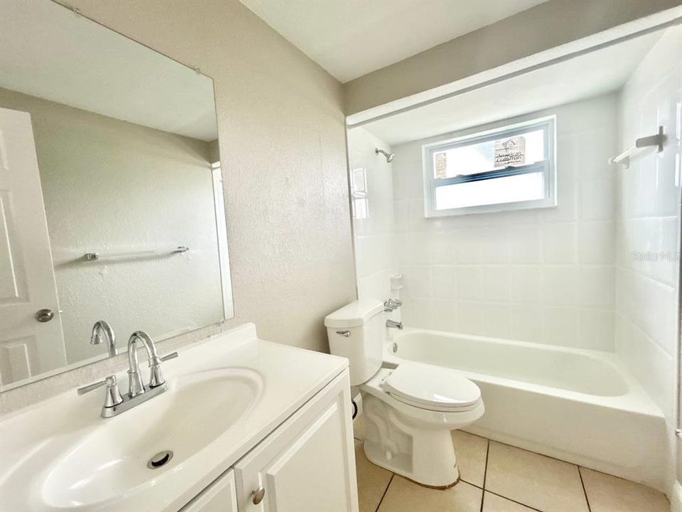 В аренду: $1,600 (3 спален, 2 ванн, 860 Квадратных фут)