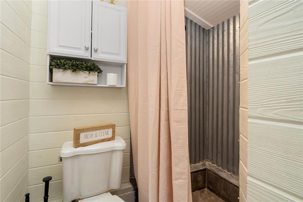 For Sale: $449,000 (3 beds, 2 baths, 1154 Square Feet)
