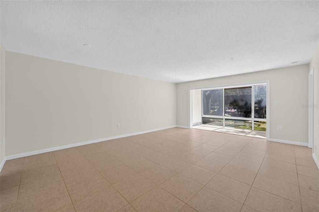 En Renta: $2,350 (2 camas, 2 baños, 1074 Pies cuadrados)