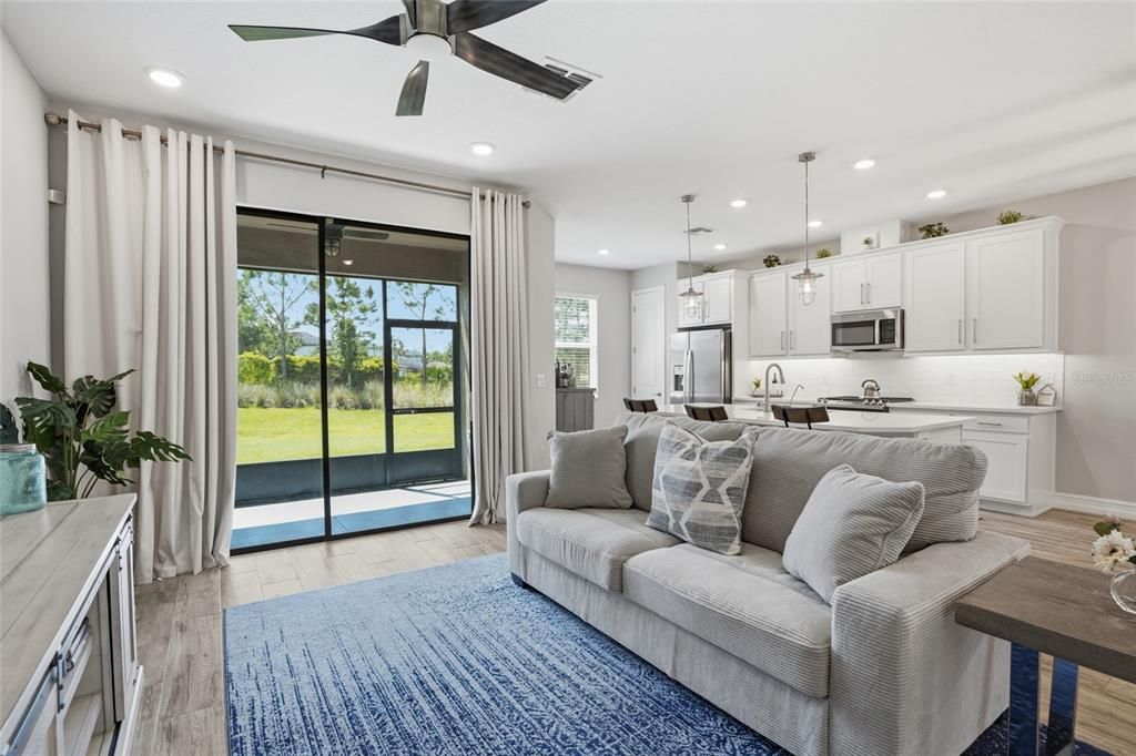 For Sale: $365,000 (3 beds, 2 baths, 1827 Square Feet)