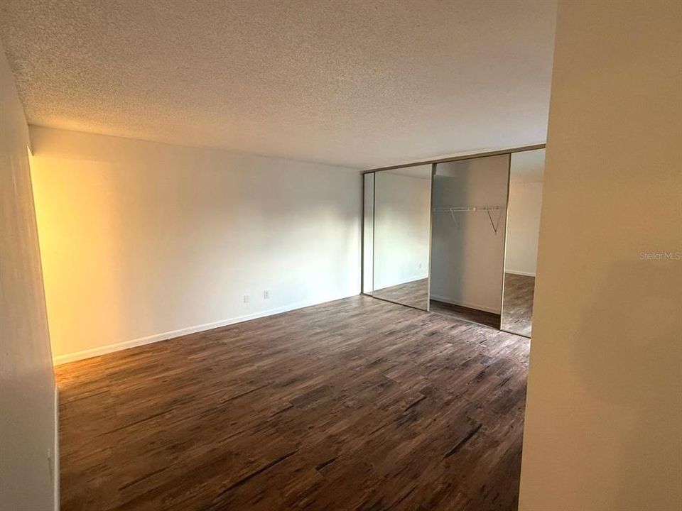 На продажу: $255,000 (3 спален, 2 ванн, 1648 Квадратных фут)