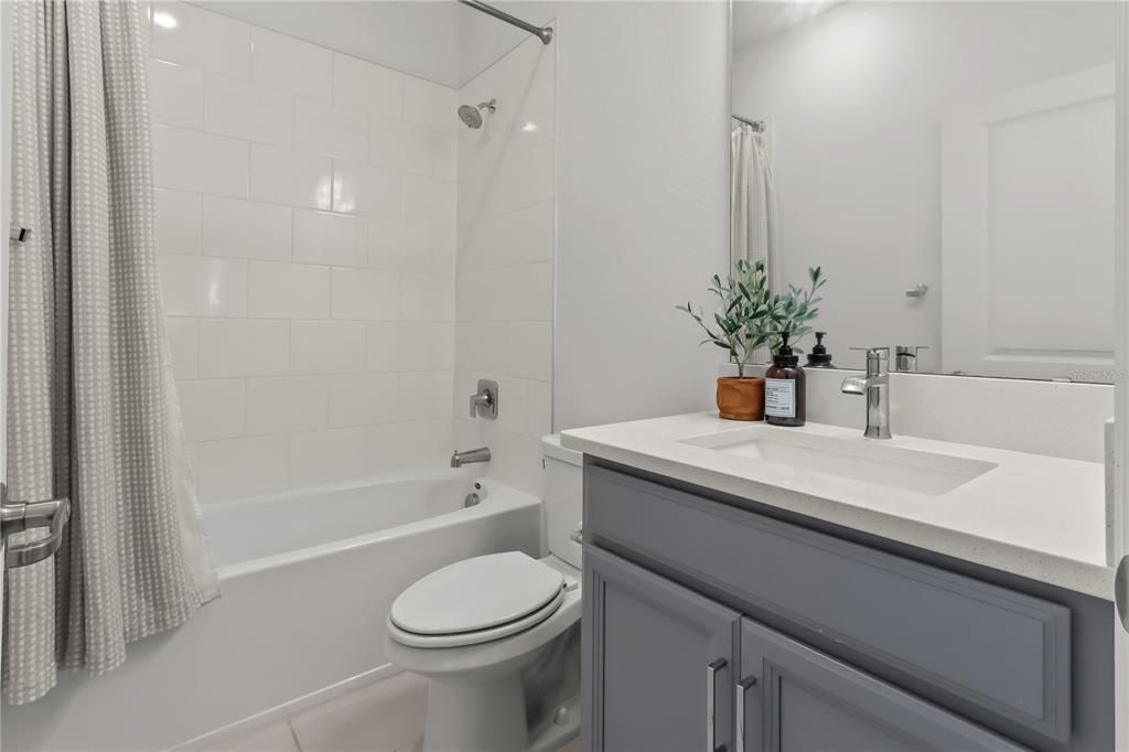 En Venta: $675,000 (3 camas, 2 baños, 1786 Pies cuadrados)