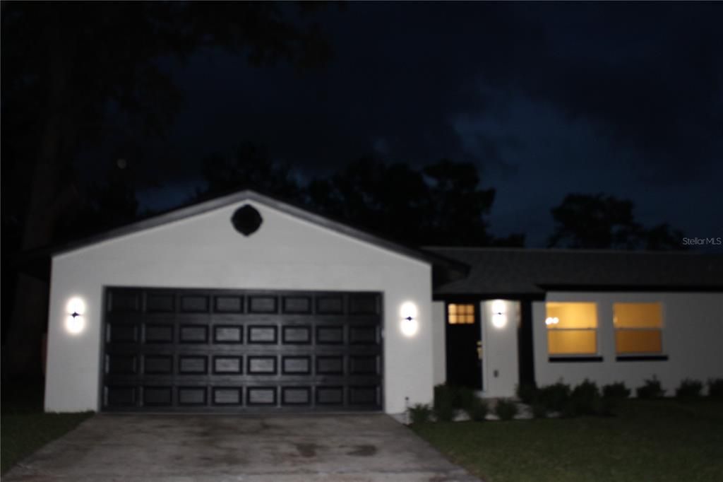 For Sale: $629,000 (4 beds, 2 baths, 1812 Square Feet)