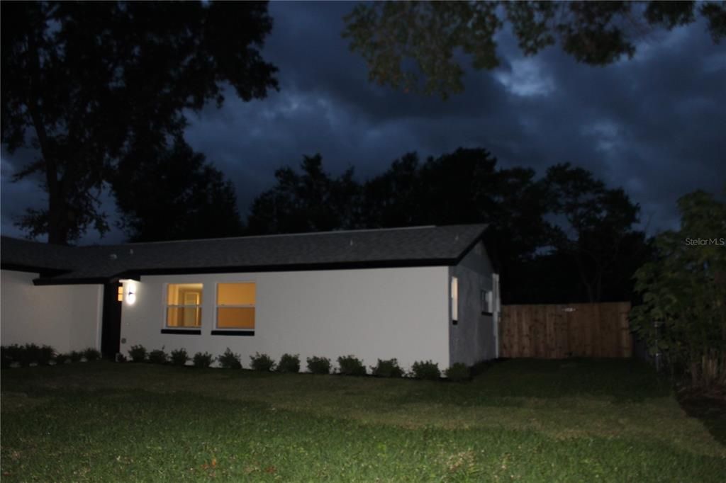 For Sale: $629,000 (4 beds, 2 baths, 1812 Square Feet)