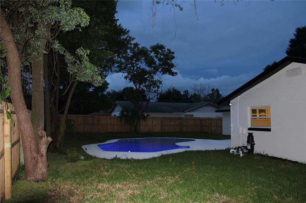 For Sale: $629,000 (4 beds, 2 baths, 1812 Square Feet)