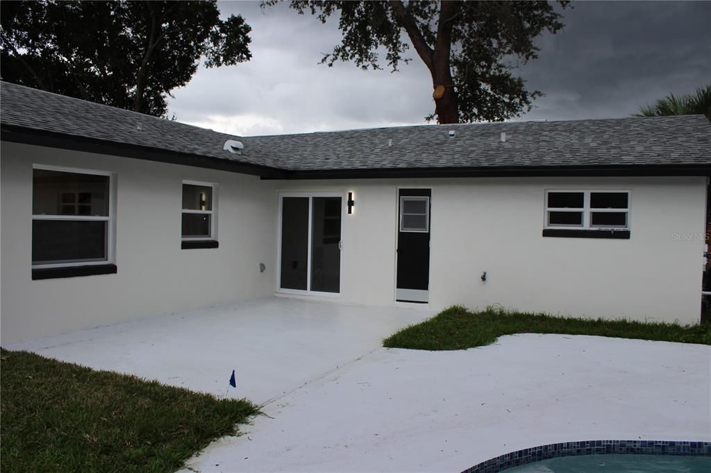 For Sale: $629,000 (4 beds, 2 baths, 1812 Square Feet)