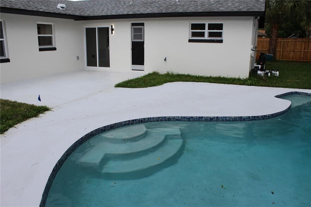 For Sale: $629,000 (4 beds, 2 baths, 1812 Square Feet)
