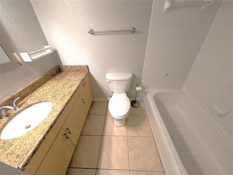 В аренду: $2,175 (3 спален, 2 ванн, 1764 Квадратных фут)