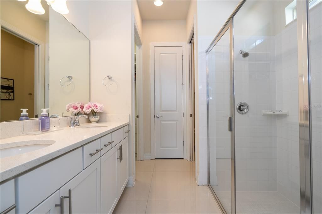 En Renta: $7,900 (6 camas, 5 baños, 4992 Pies cuadrados)