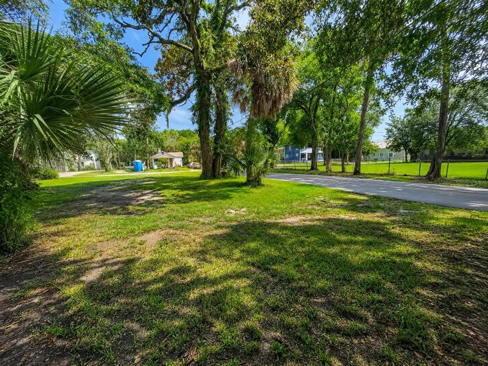 En Venta: $40,000 (0.12 acres)