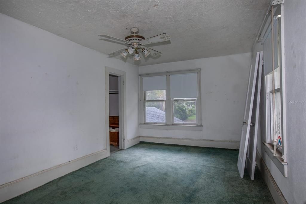 En Venta: $275,000 (6 camas, 3 baños, 3462 Pies cuadrados)