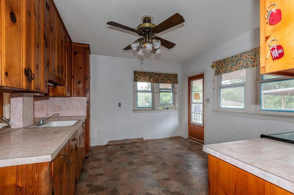 En Venta: $275,000 (6 camas, 3 baños, 3462 Pies cuadrados)