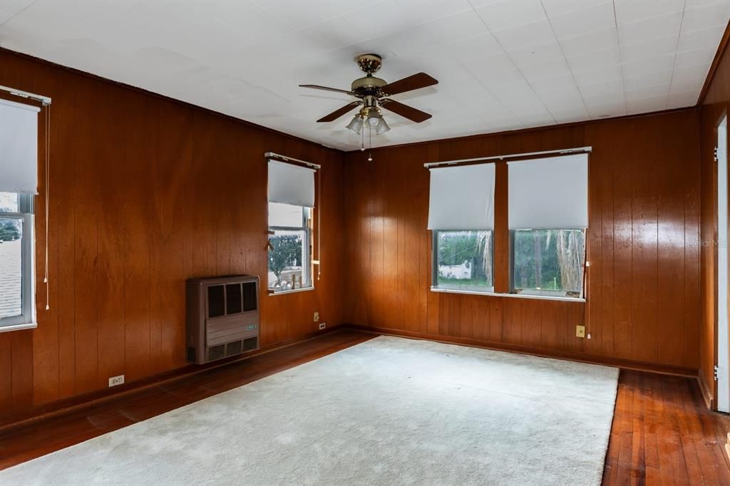 En Venta: $275,000 (6 camas, 3 baños, 3462 Pies cuadrados)