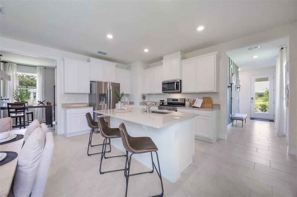 На продажу: $435,990 (3 спален, 2 ванн, 1614 Квадратных фут)
