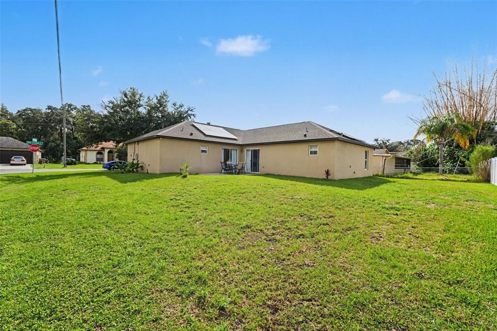En Venta: $270,000 (4 camas, 2 baños, 1730 Pies cuadrados)