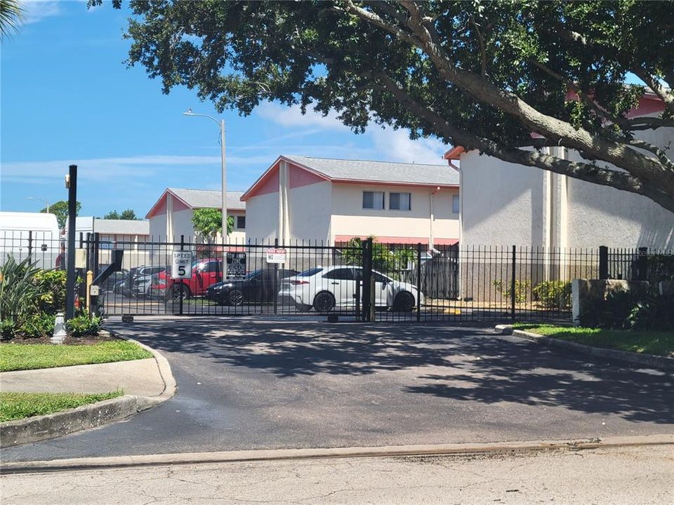 En Venta: $88,000 (3 camas, 2 baños, 1300 Pies cuadrados)
