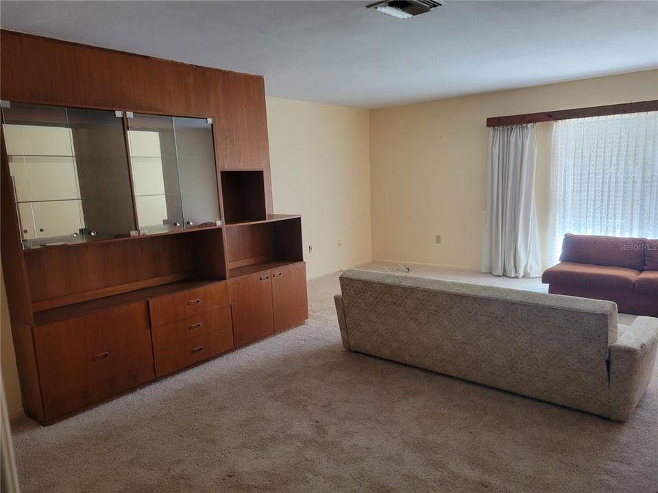 En Venta: $88,000 (3 camas, 2 baños, 1300 Pies cuadrados)