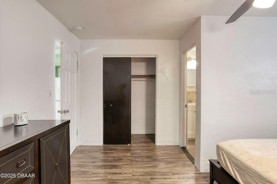For Sale: $239,000 (0 beds, 0 baths, 1120 Square Feet)