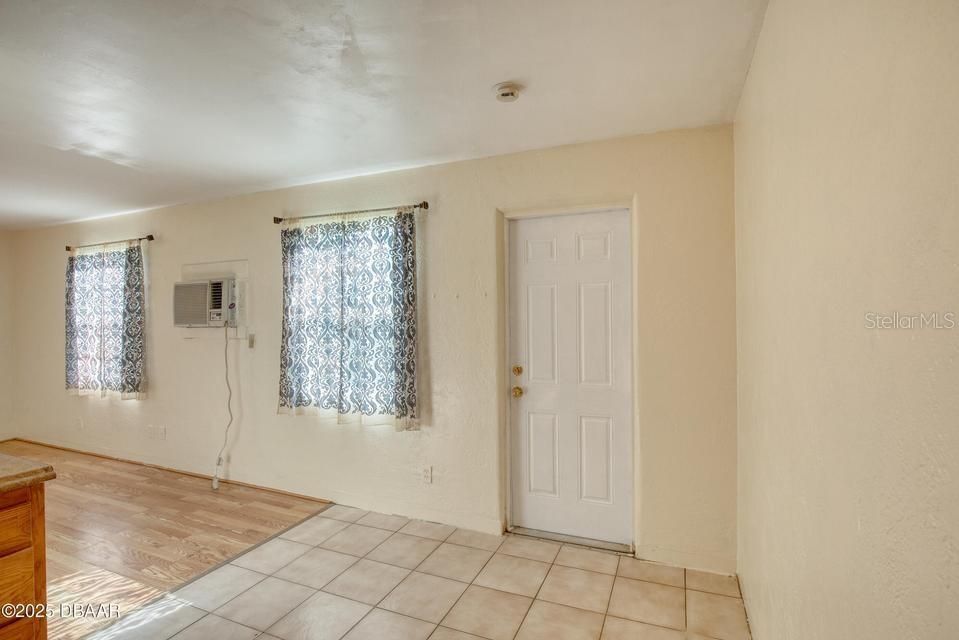 For Sale: $239,000 (0 beds, 0 baths, 1120 Square Feet)