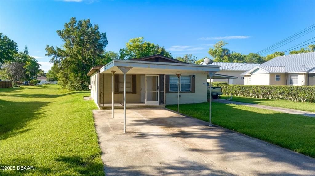 For Sale: $239,000 (0 beds, 0 baths, 1120 Square Feet)