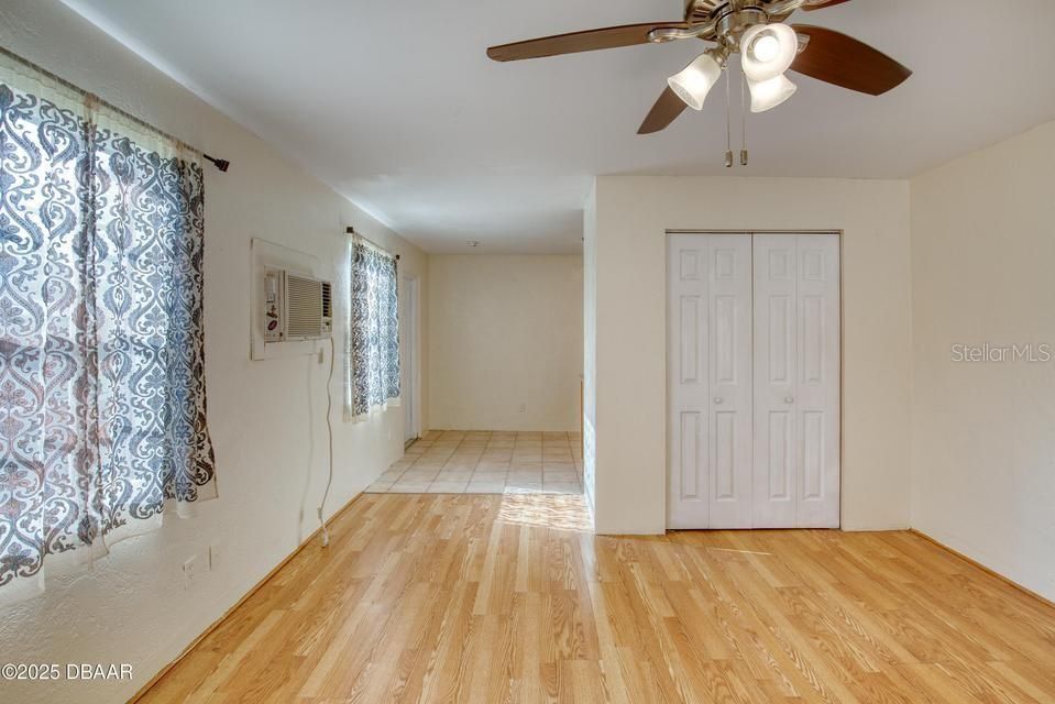 For Sale: $239,000 (0 beds, 0 baths, 1120 Square Feet)