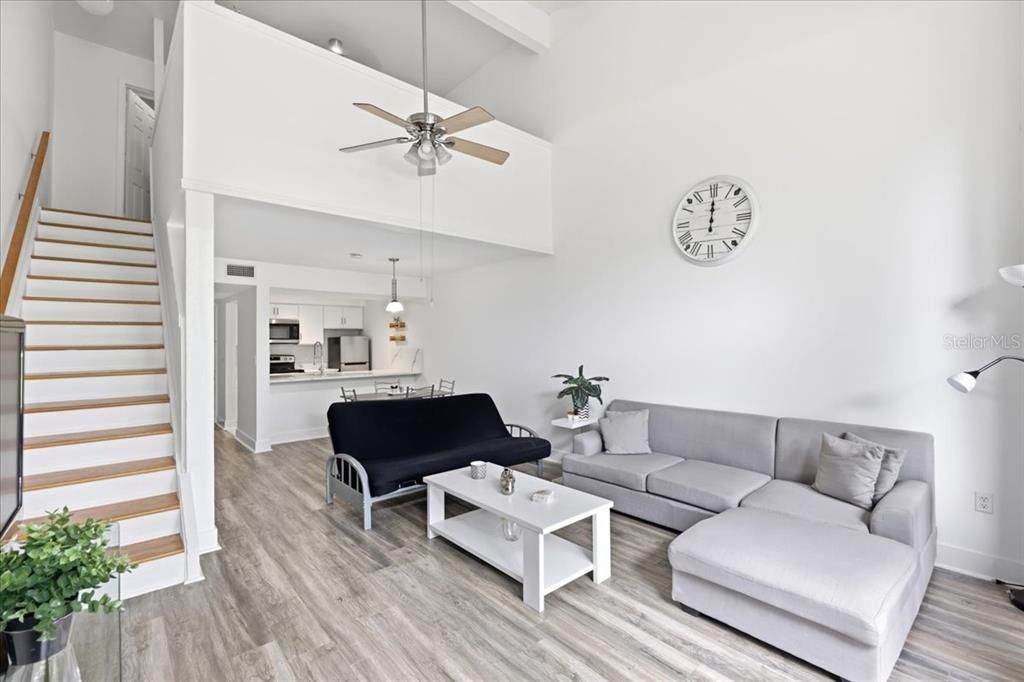 En Venta: $139,900 (1 camas, 1 baños, 918 Pies cuadrados)