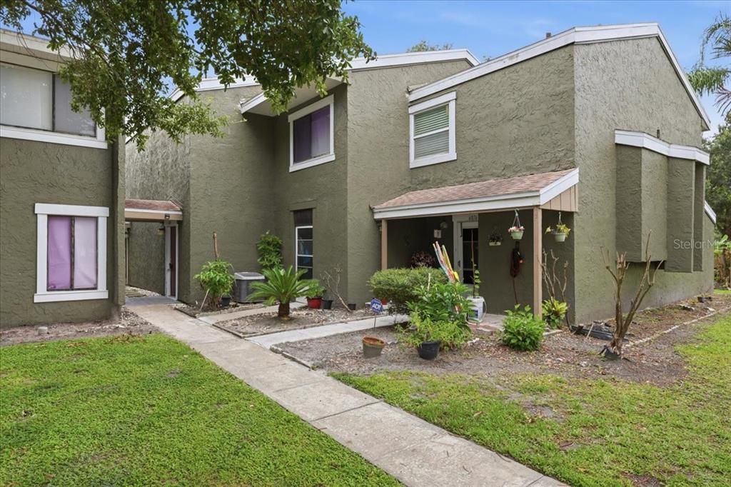 En Venta: $139,900 (1 camas, 1 baños, 918 Pies cuadrados)
